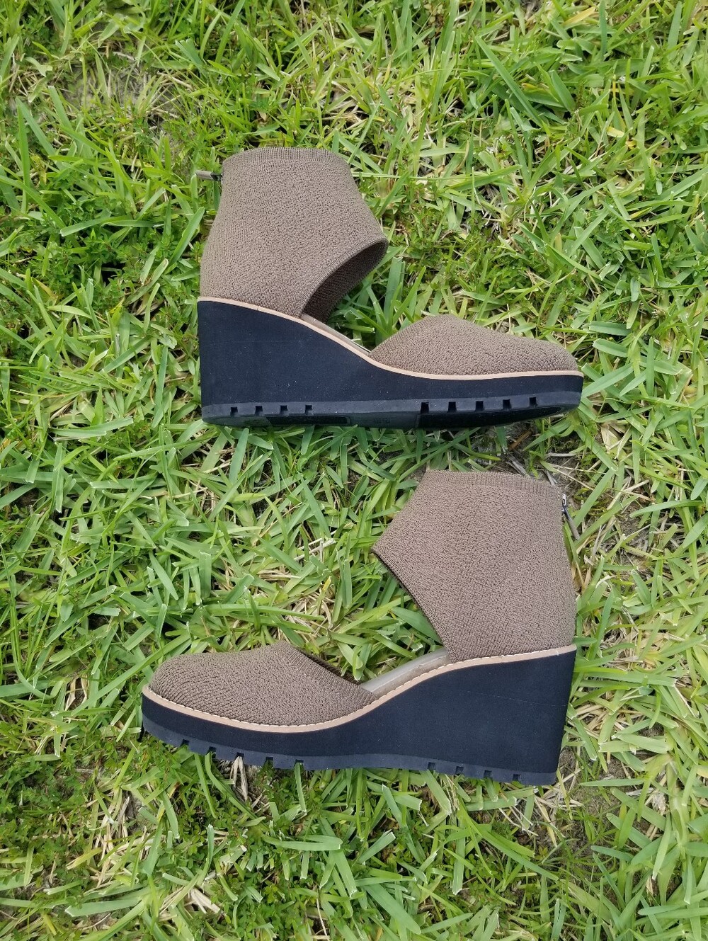 Eileen Fisher Alec Wedge Pumps  In Antelope Size 9